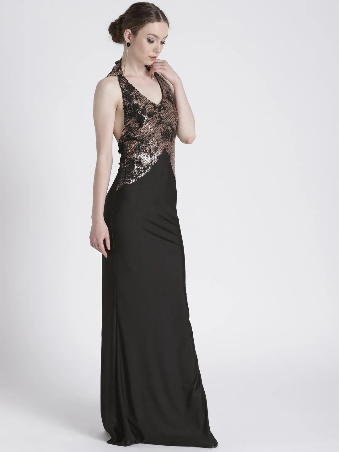 BLACK & GOLD GOWN WITH TORSO SHIMMER DETAIL