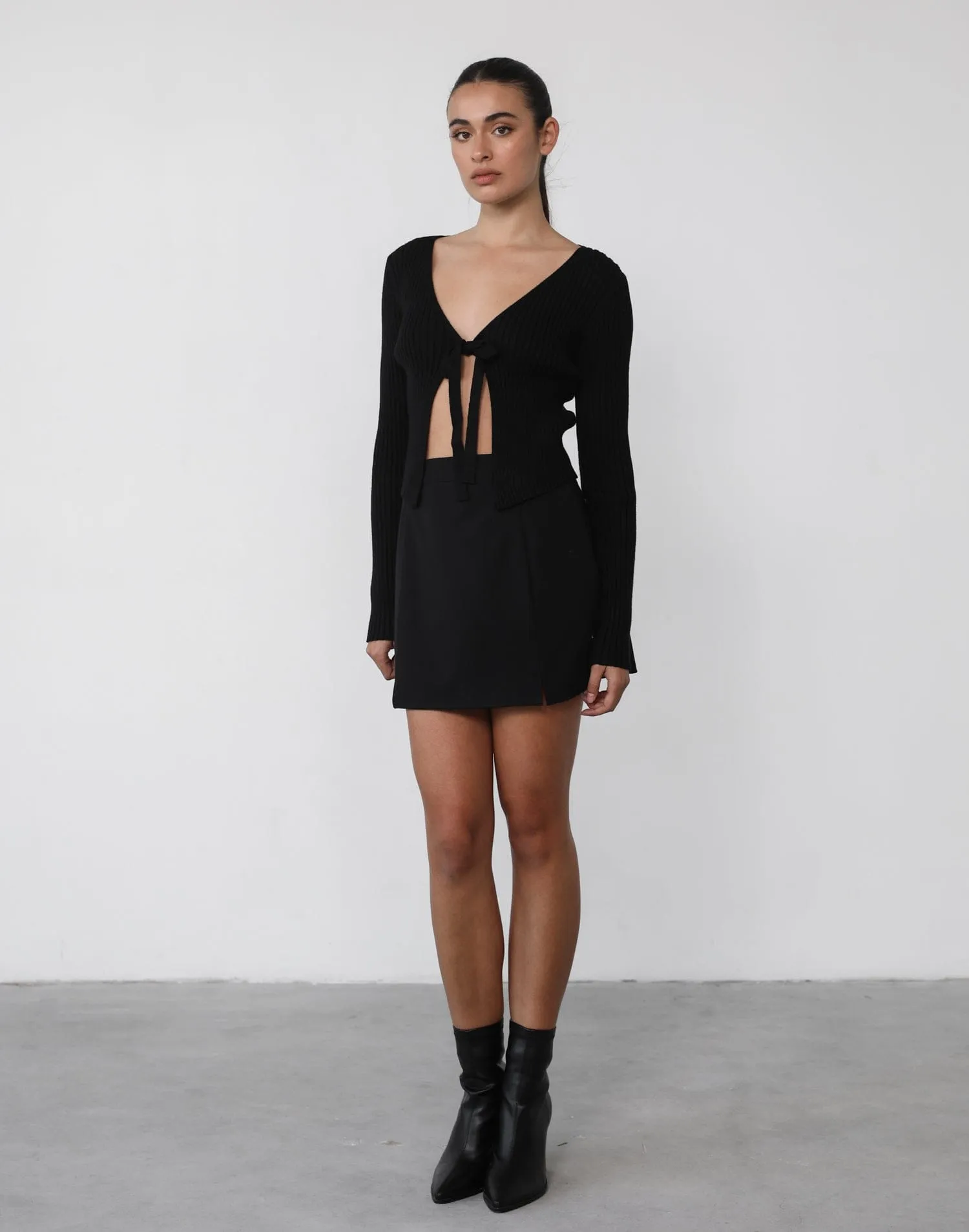 Clara Long Sleeve Top (Black)