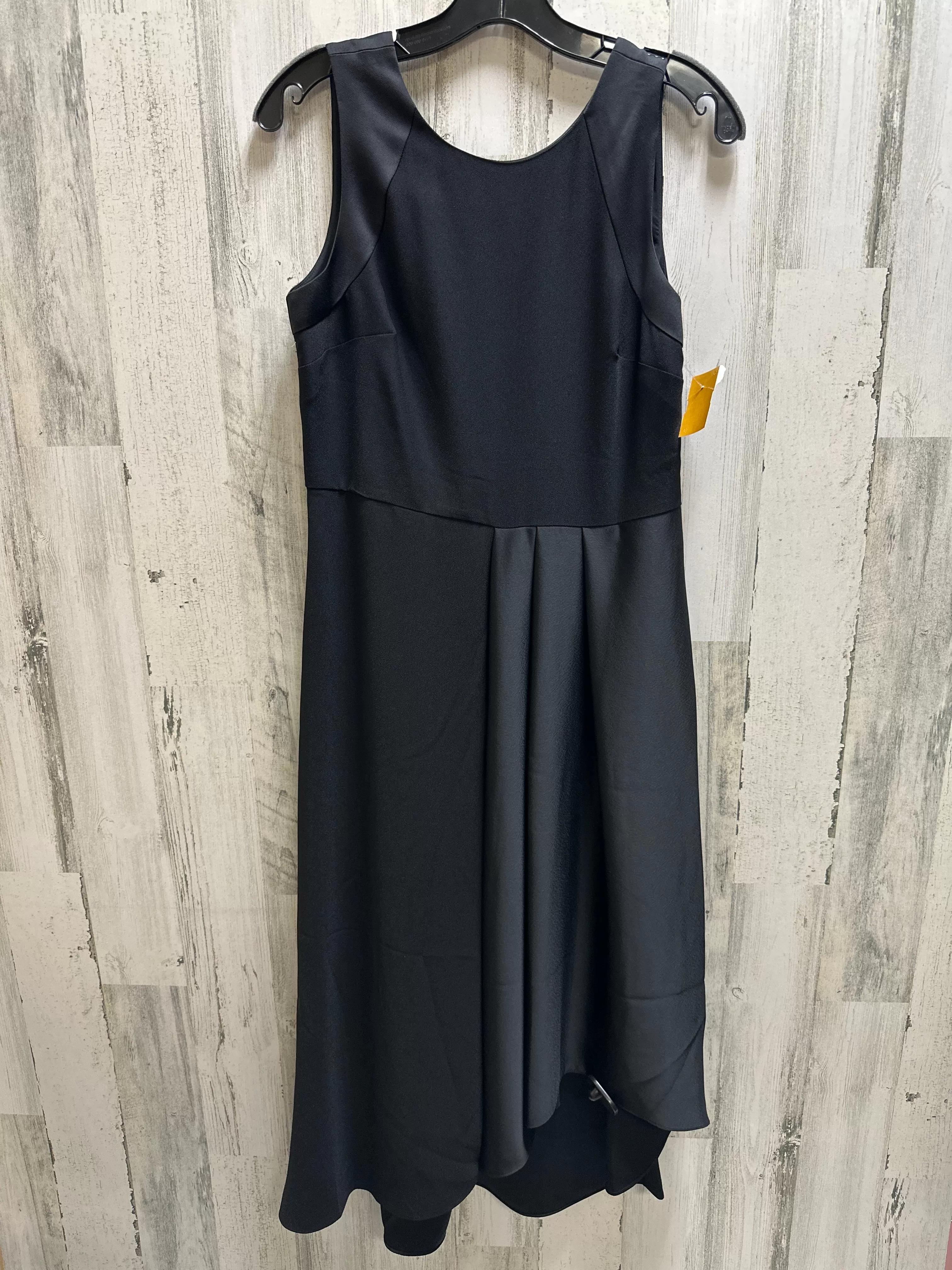 Dress Casual Midi By Banana Republic  Size: S