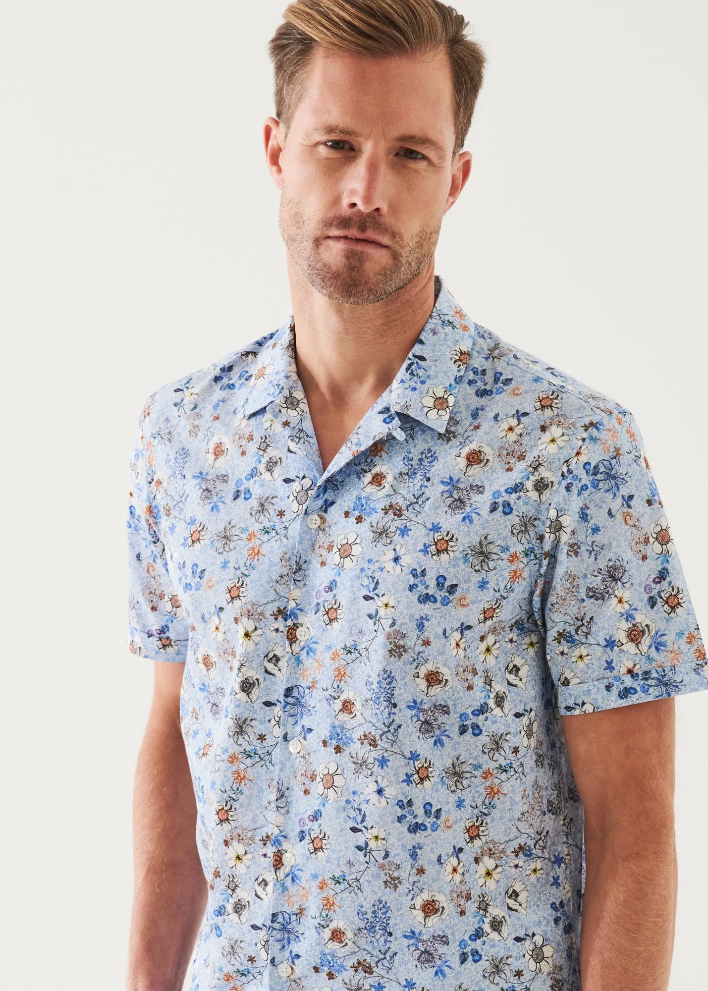 FLORAL PRINT CAMP COLLAR SHIRT