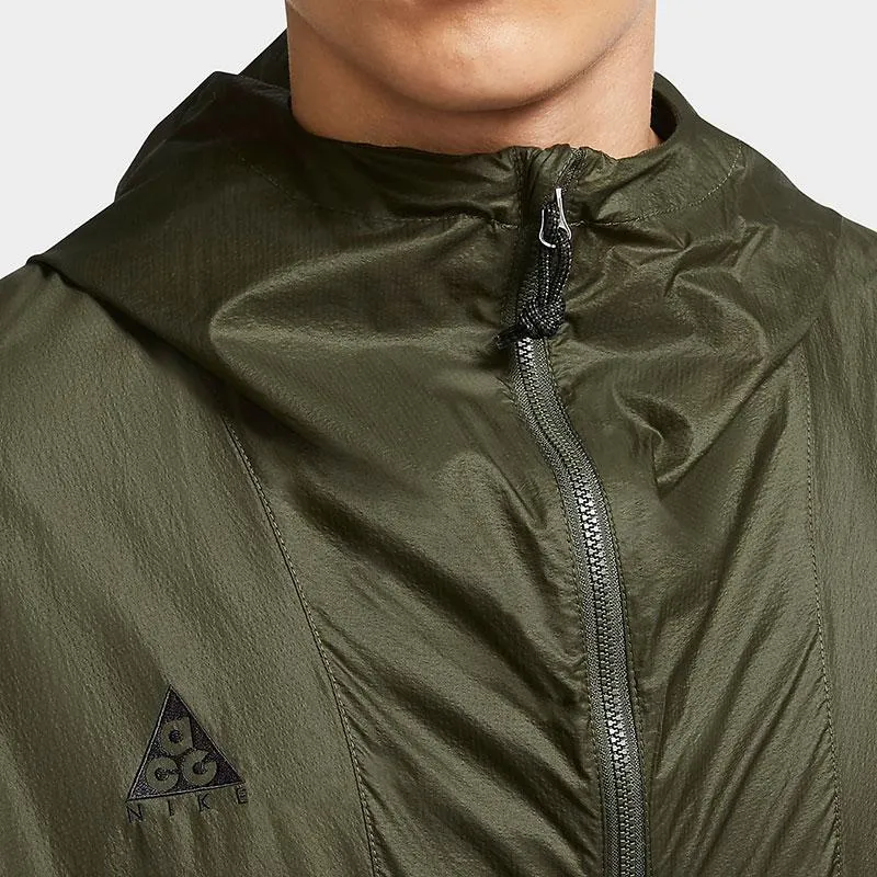 Nike ACG Lightweight Jacket