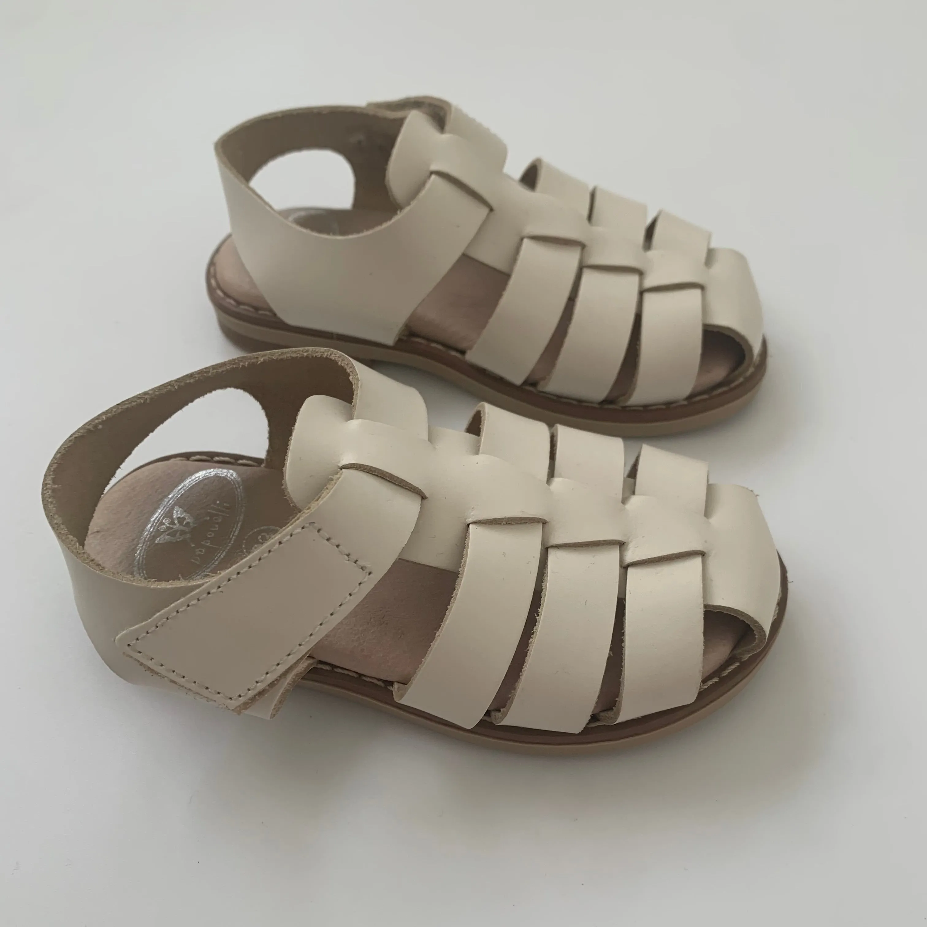 Papouelli White Leather Sandals: Size EU 23