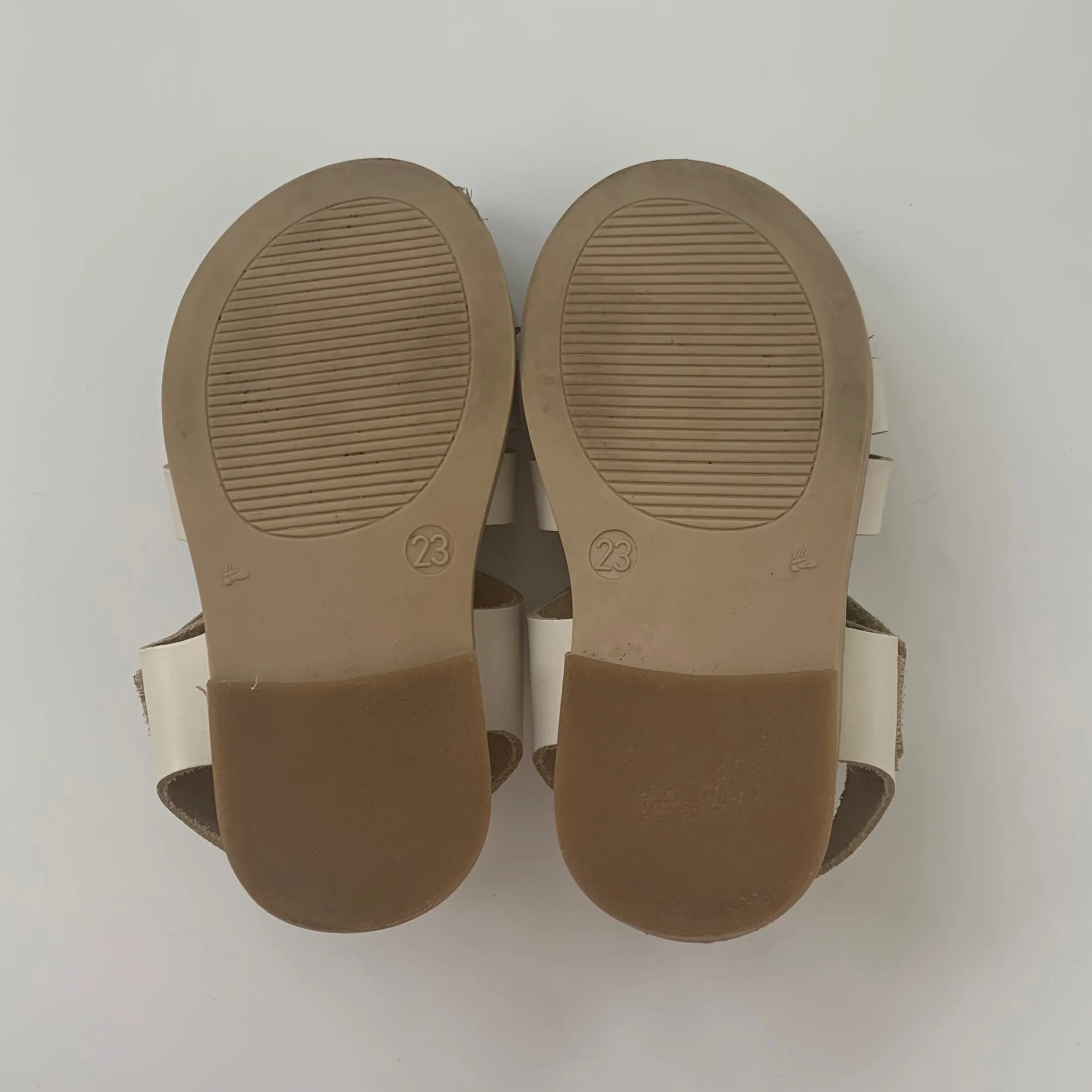 Papouelli White Leather Sandals: Size EU 23