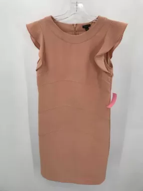 Pre-Owned Ann Taylor Tan Size 2 Knee Length Short Sleeve Dress