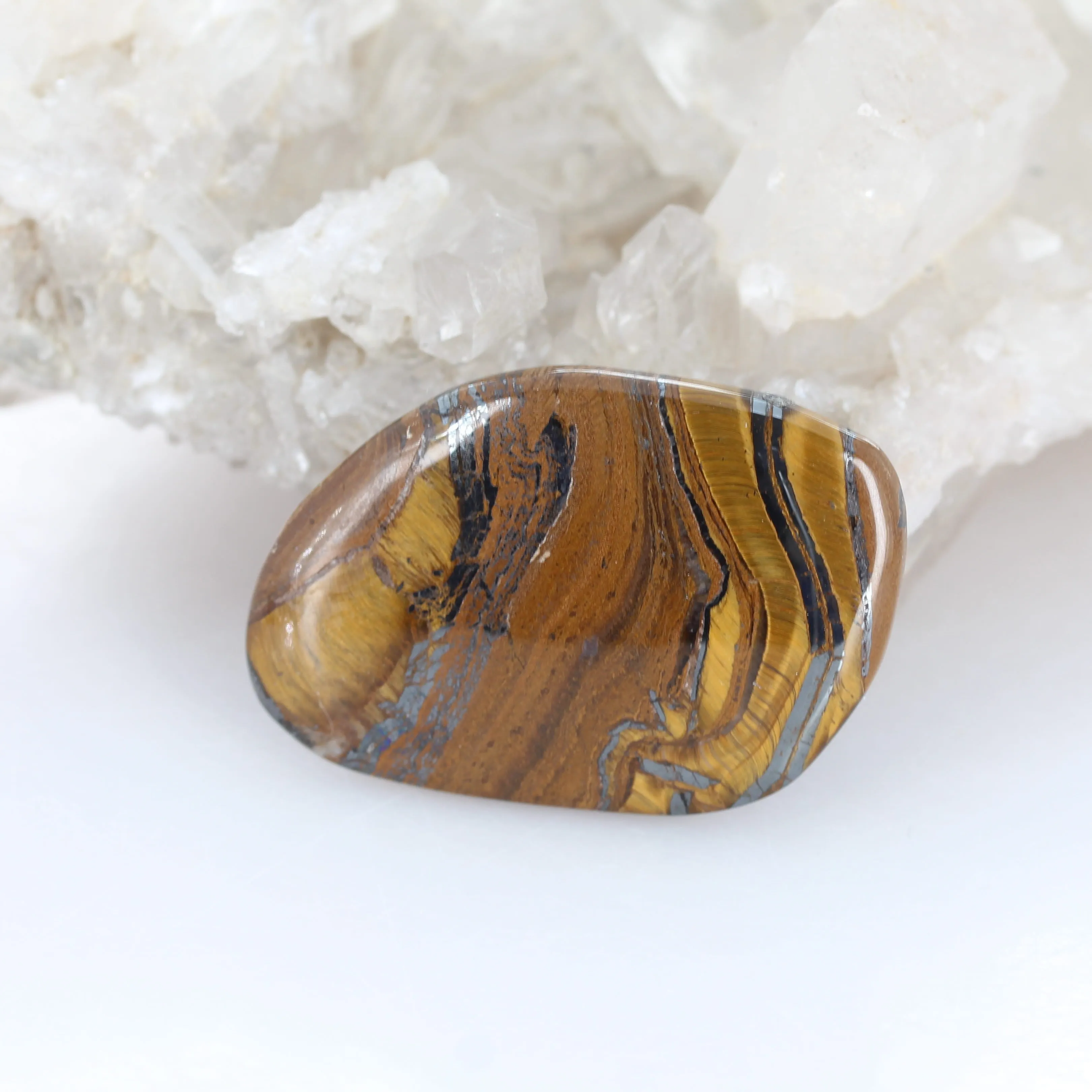 TIGEREYE MOZAMBIQUE Cabochon 53x38mm