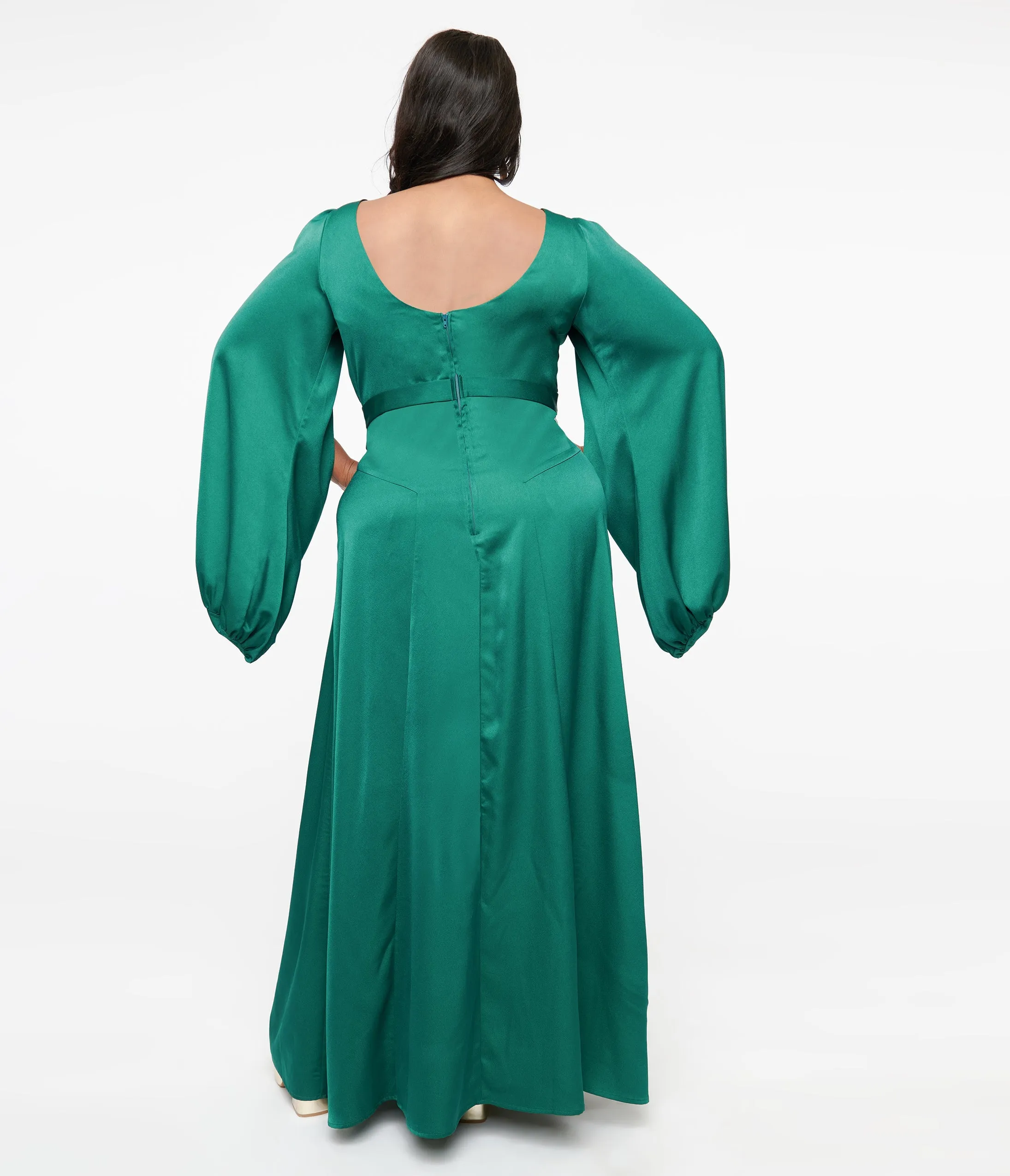 Unique Vintage Plus Size 1920s Emerald Satin & Snake Pin Evening Gown